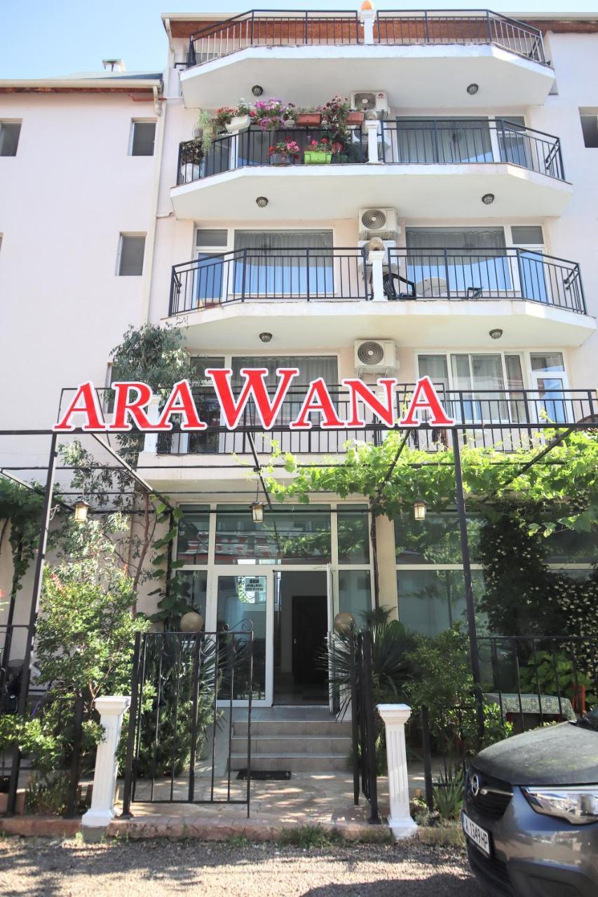 Kyshta Za Gosti Arawana