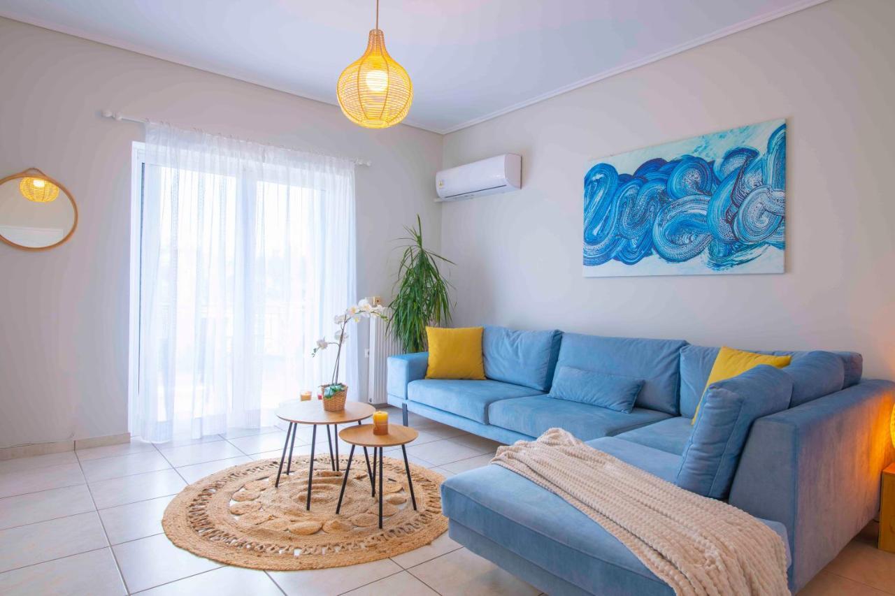 Kima: Relaxing Beach Home Next To Sparkling Waters