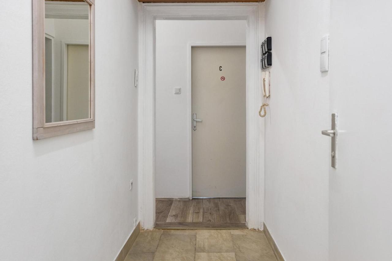 Massive 6br Shared Apartment At Millenium City For Big Groups