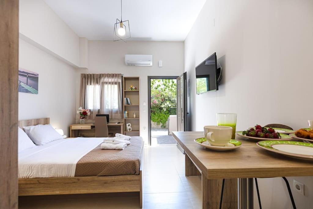 Feadra Studio, A Cozy Nest Close To The Beach!