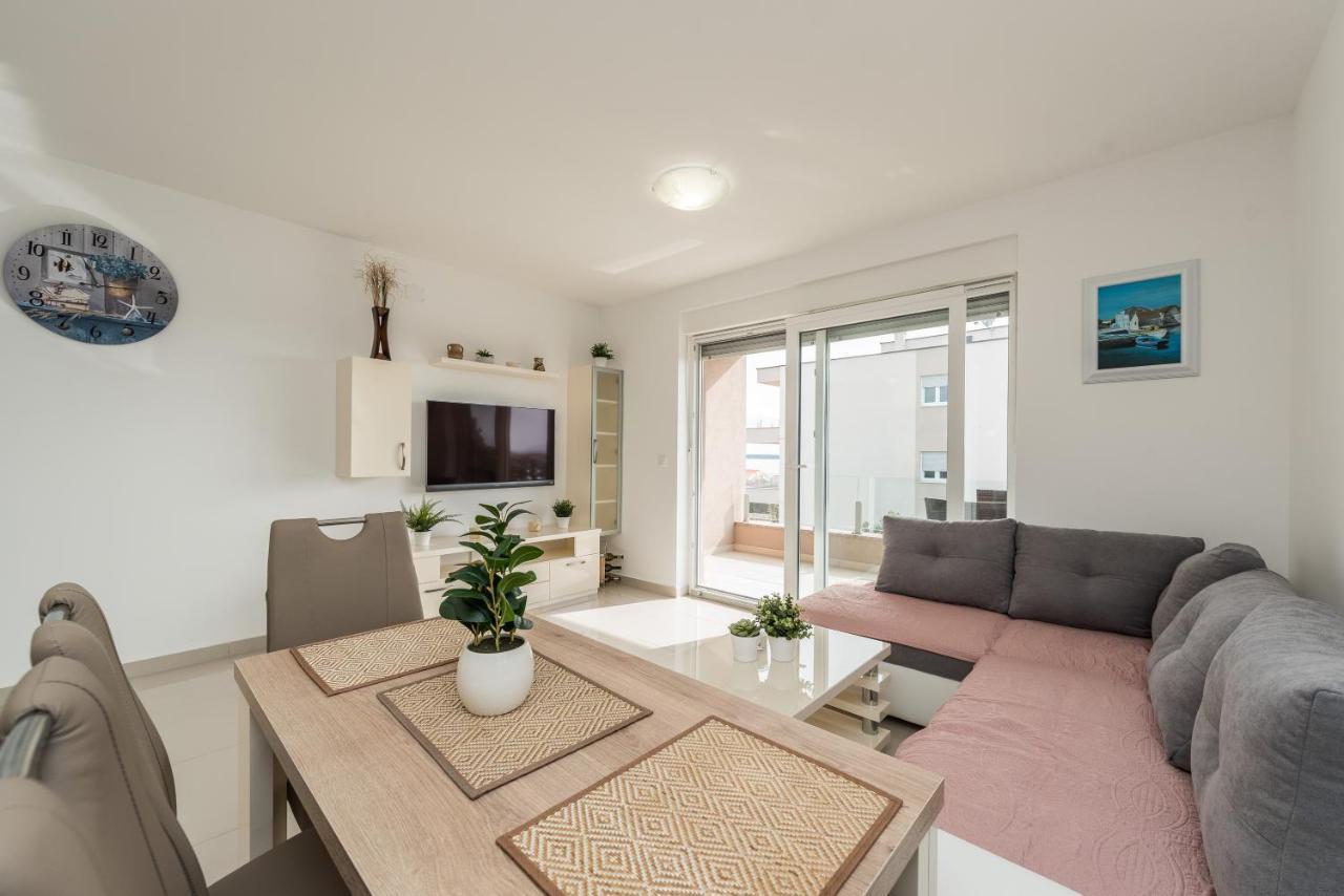 Zoran Brand New Modern Apartments