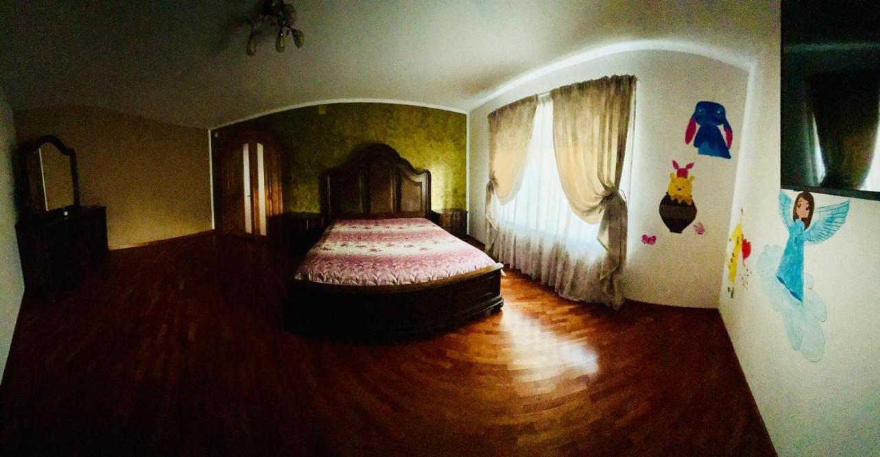 Room Guest House R & N