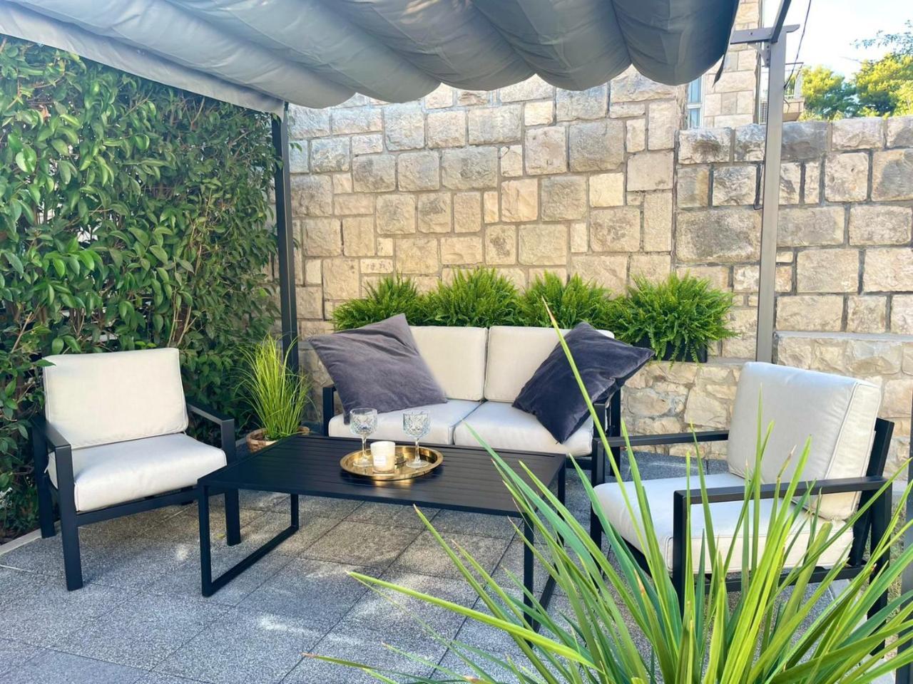 Lux Garden Luxury Apartment Split