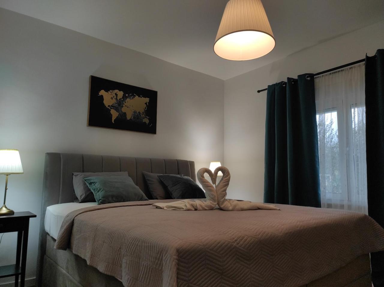 Apartments Bucica Dvori