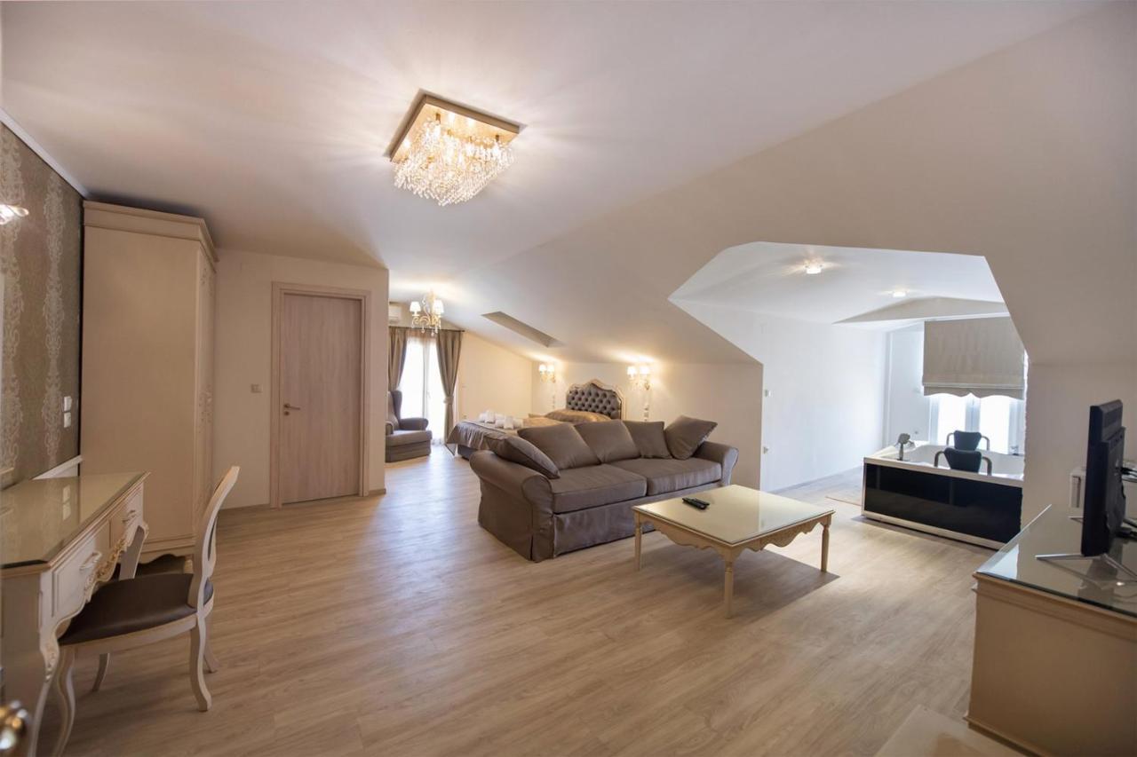 Suites Pirofani