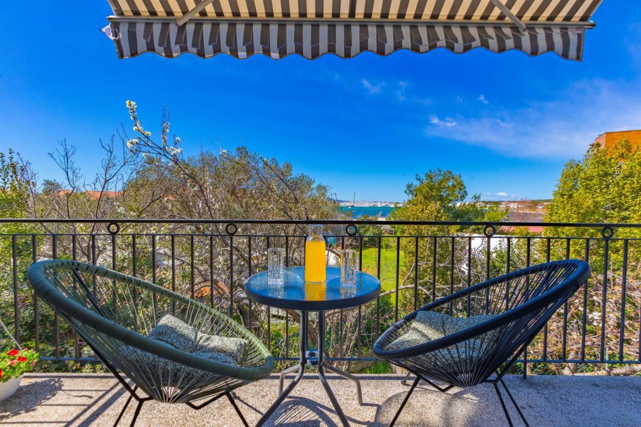 Rs Two Bedroom Apartment