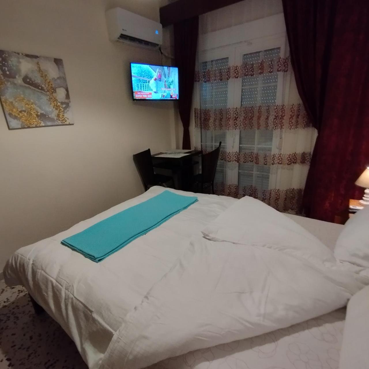 Myrtos Rooms