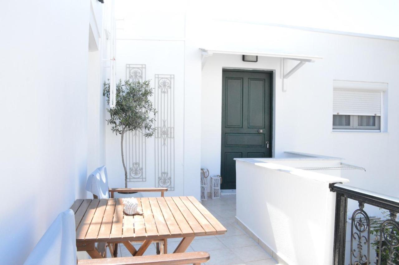 Cute Studio In Milos