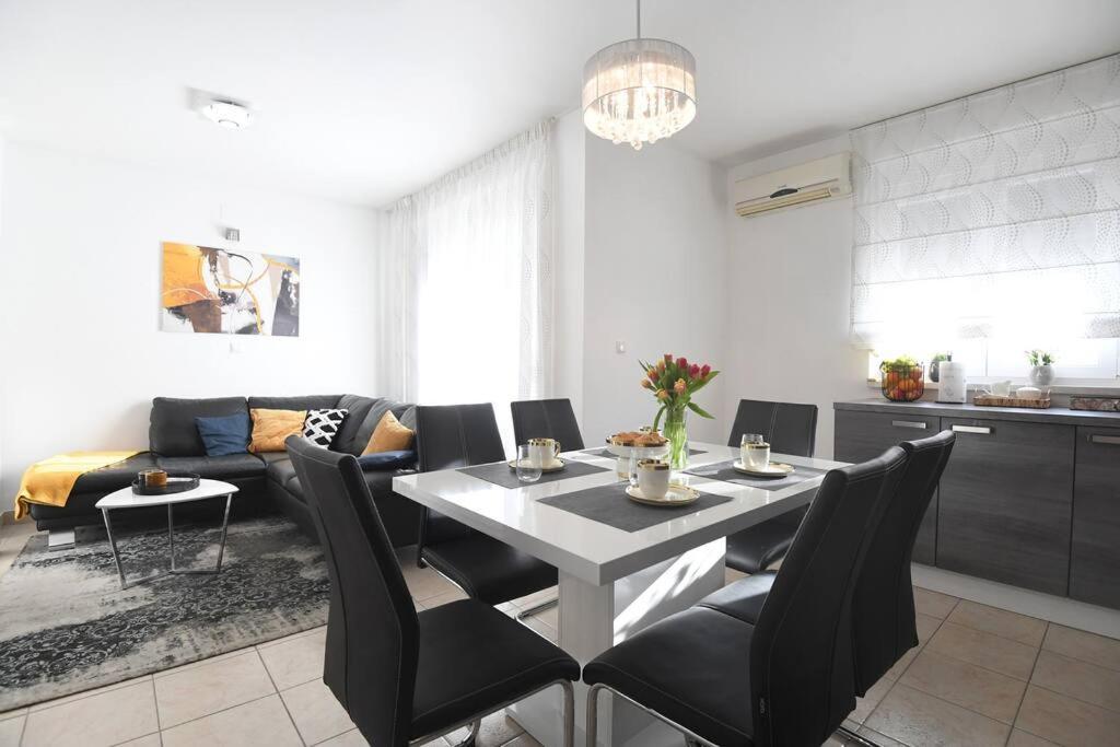 Family Apartment Manuela