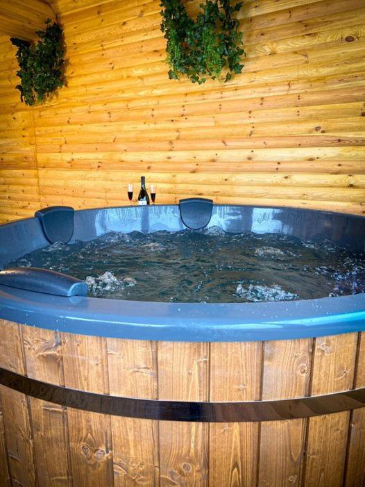 Pensiunea Adam Si Eva