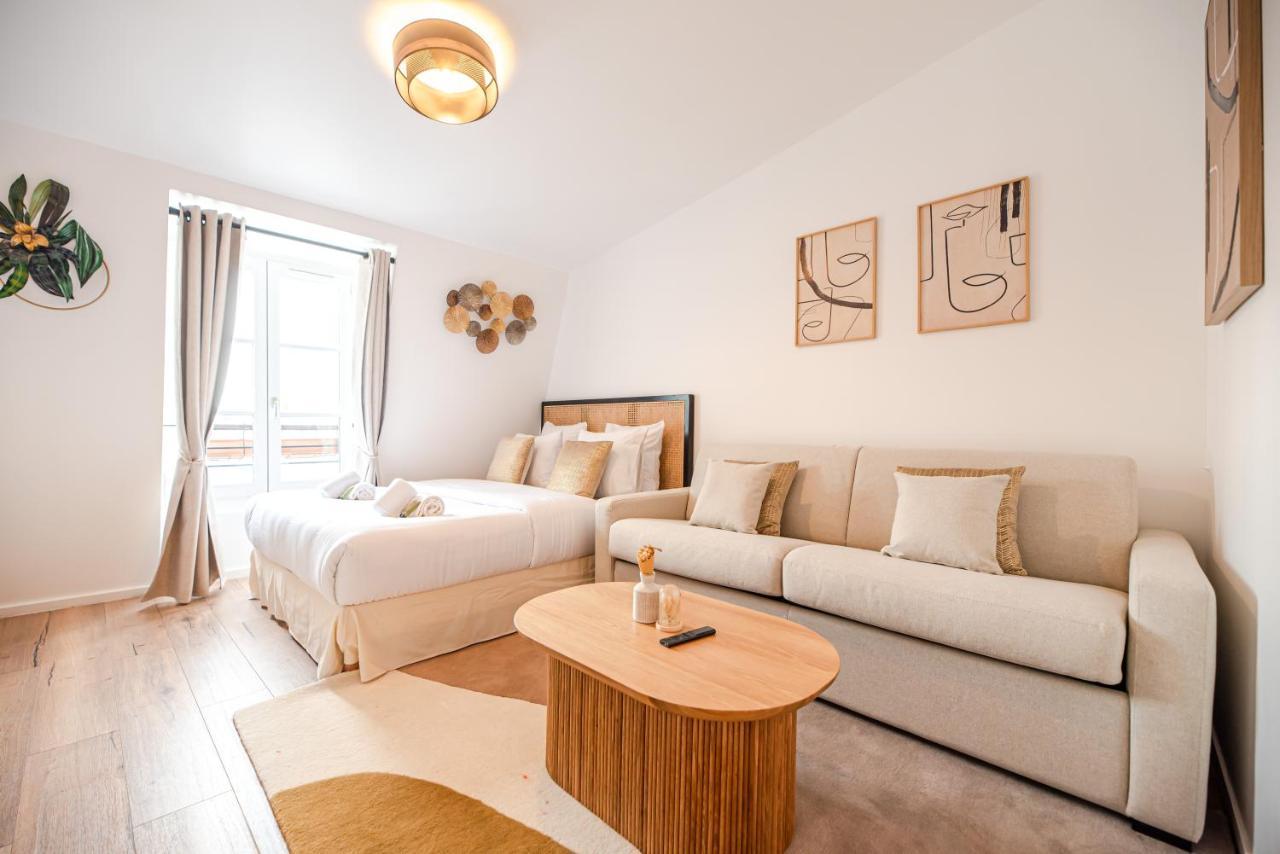 Cia - Champs Elysees Bright Studio 4p