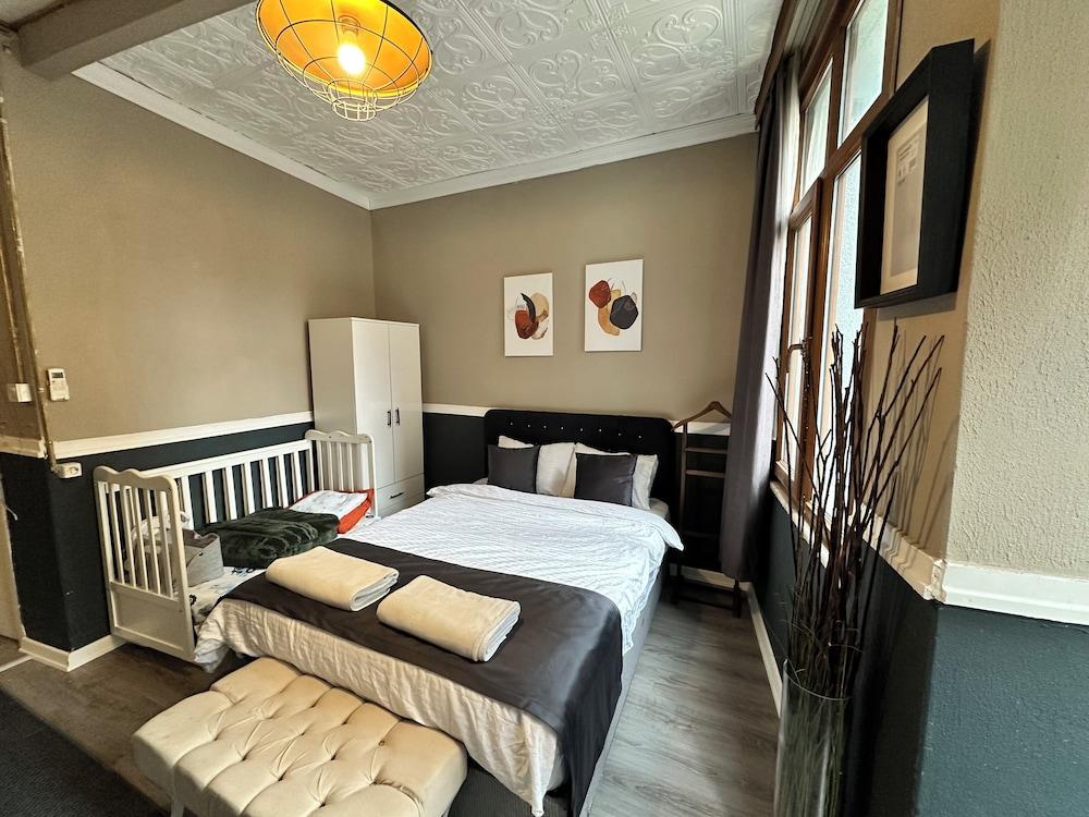 Port Suites Karakoy