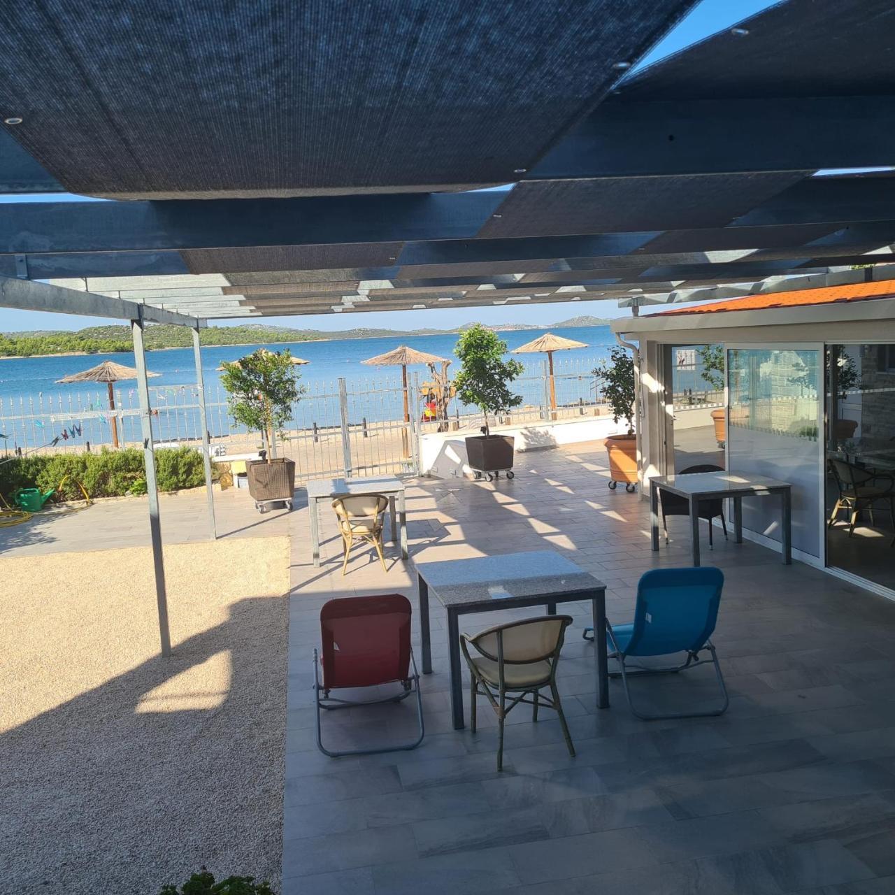 Apartments Lord Pirovac