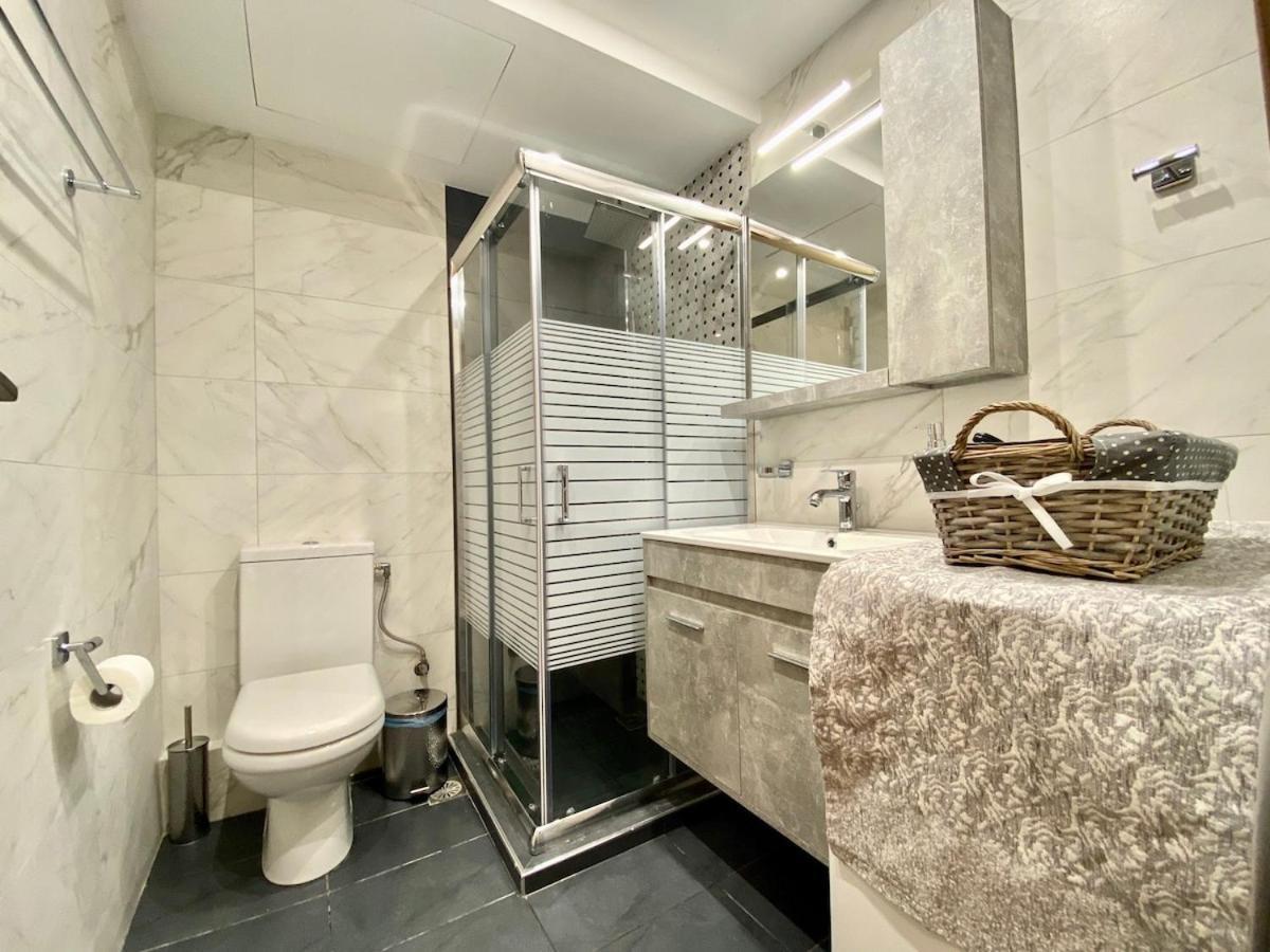 Glyfada Seaside South Athens Philoxenia In Athens