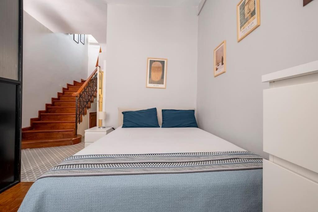 Spacious Dublex In Cihangir