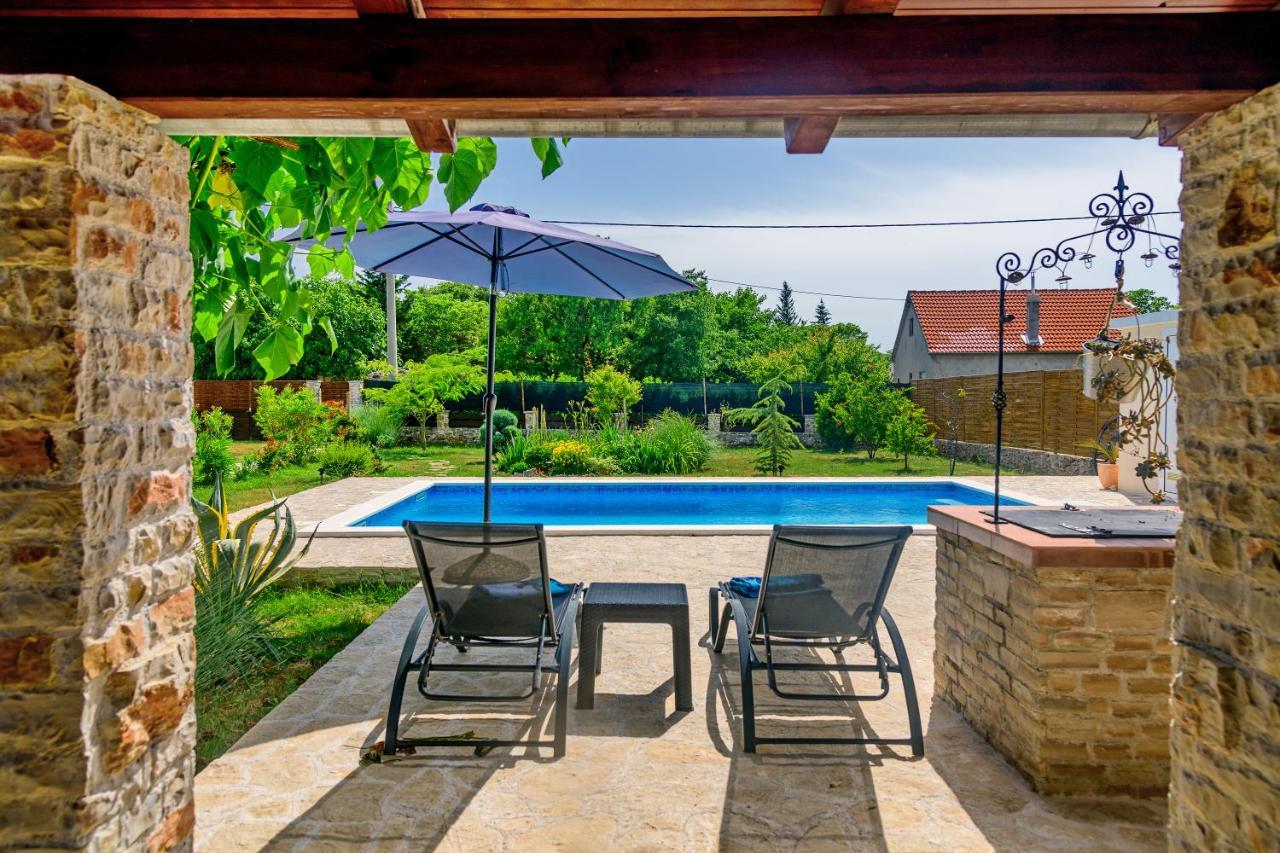 Sunny House