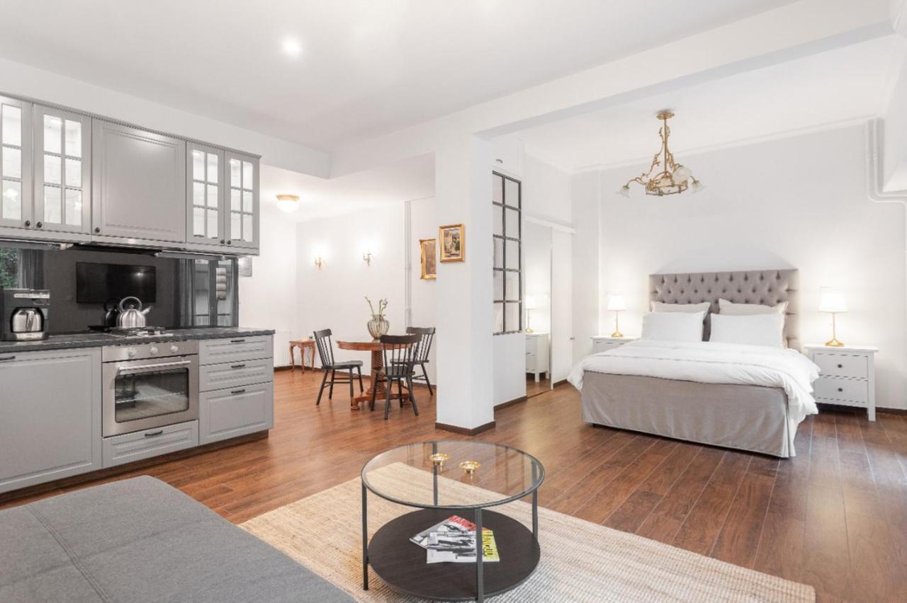 Unique Apartment Next To Acropolis & Metro