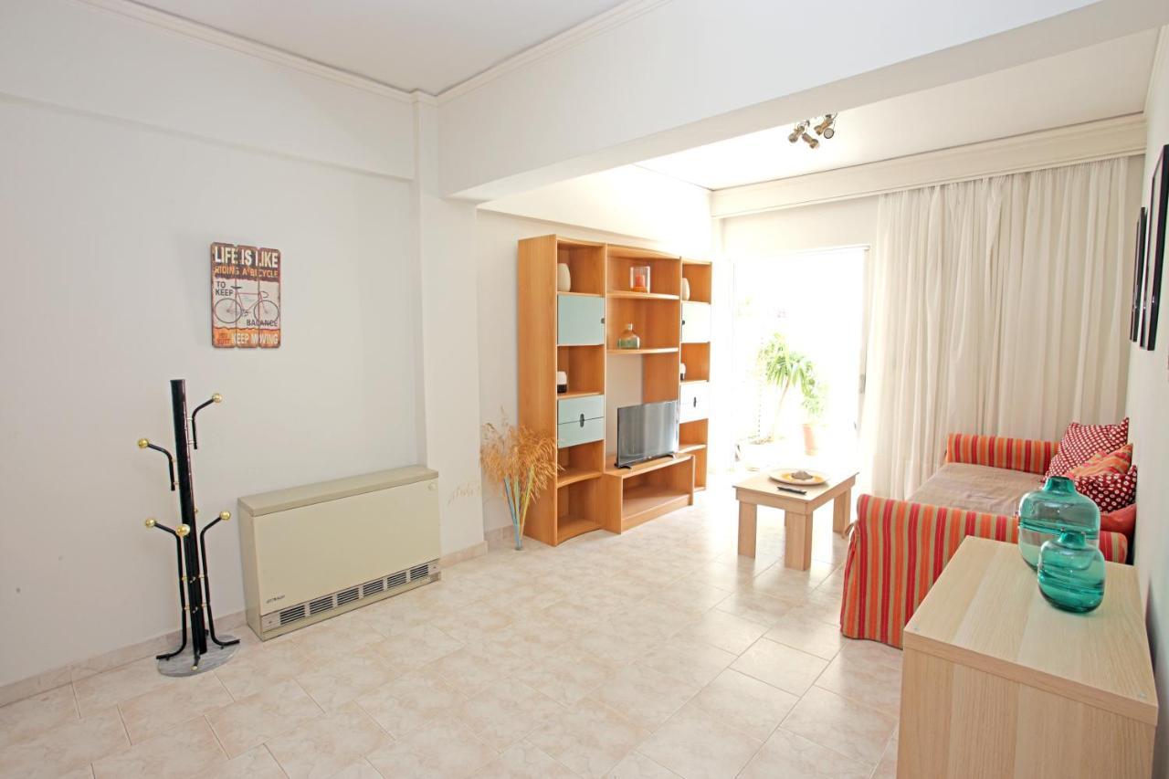 Apartment Near The Beach & The Athens Airport , Artemida