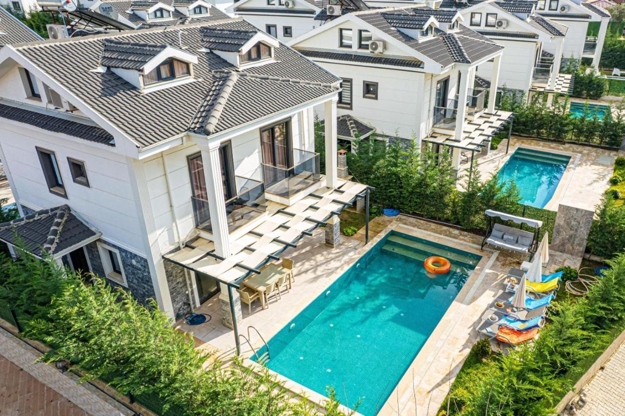 4 Bedroom Holiday Villa In Hisaronu Oludeniz Gold Rose