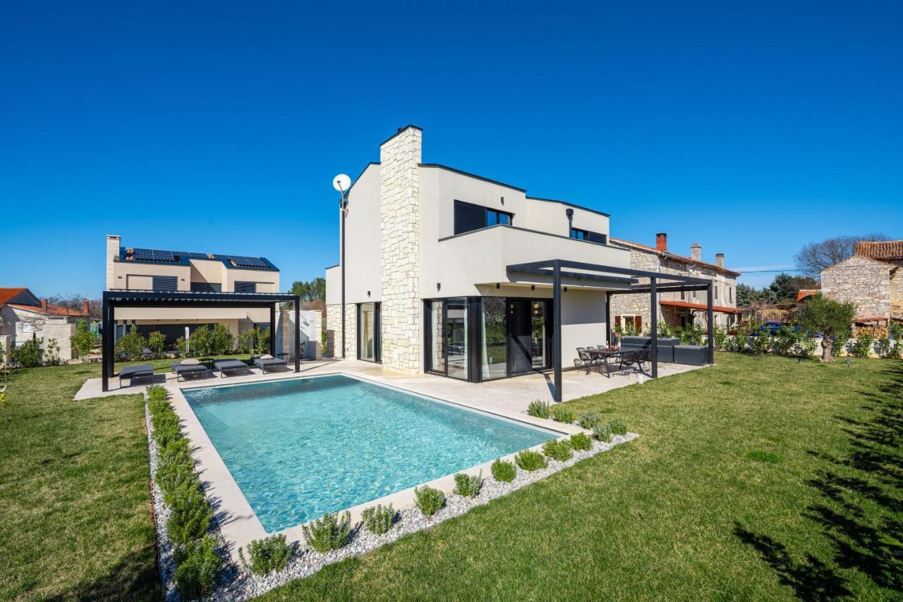 Villa Maria