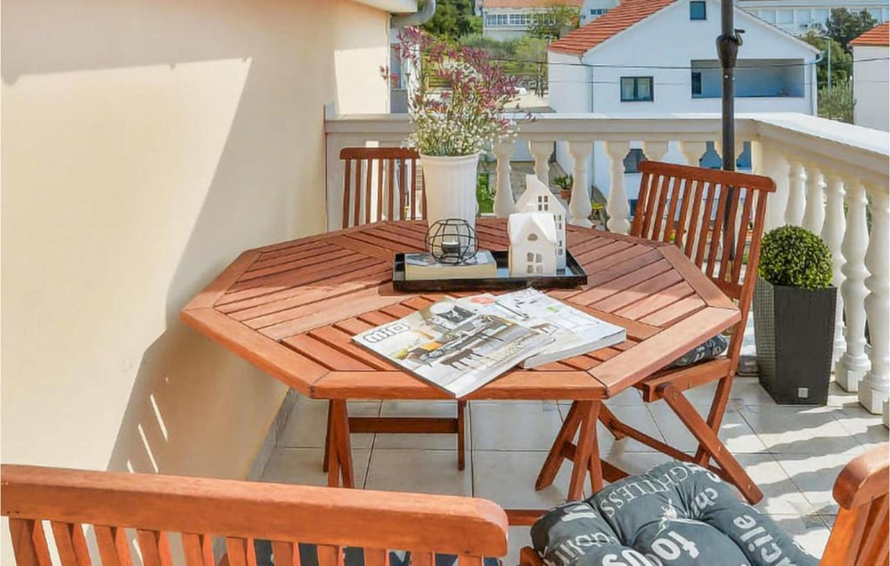 Gorgeous Apartment In Zadar With Wifi