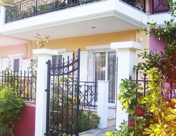 Paraskevi Apartments