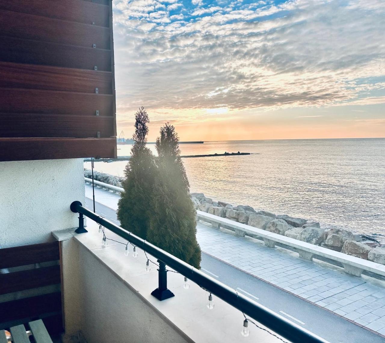 Apartment Sea Sunrise, Complex Carpe Diem, Free Parking