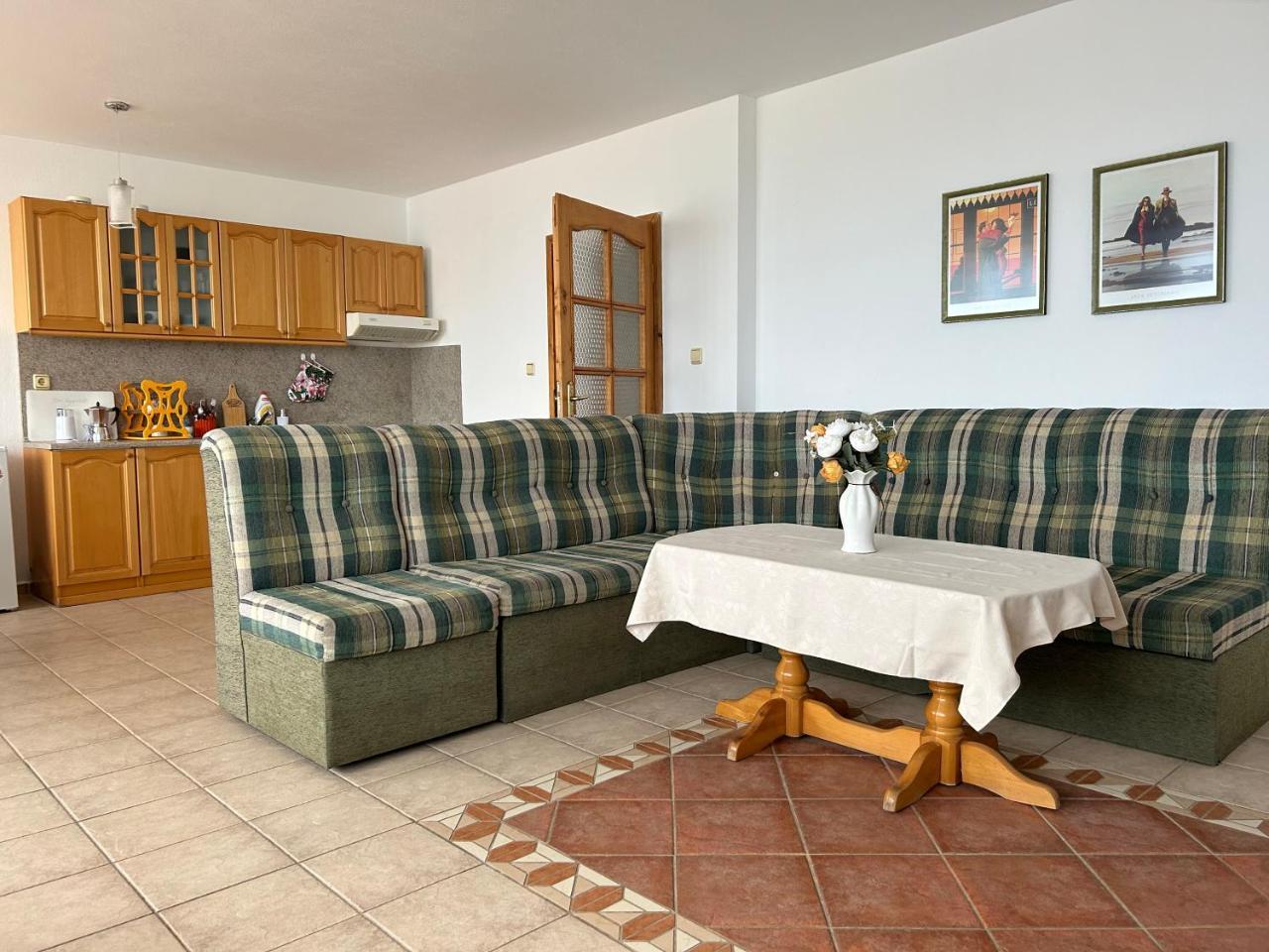 Panorama Chantall-izby,apartmany S Vyhladom Na More