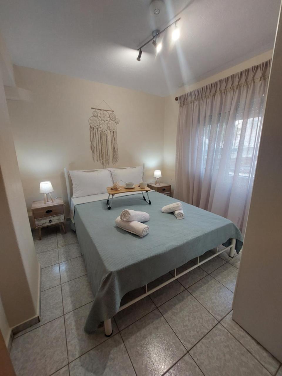 Alexandra by The Sea