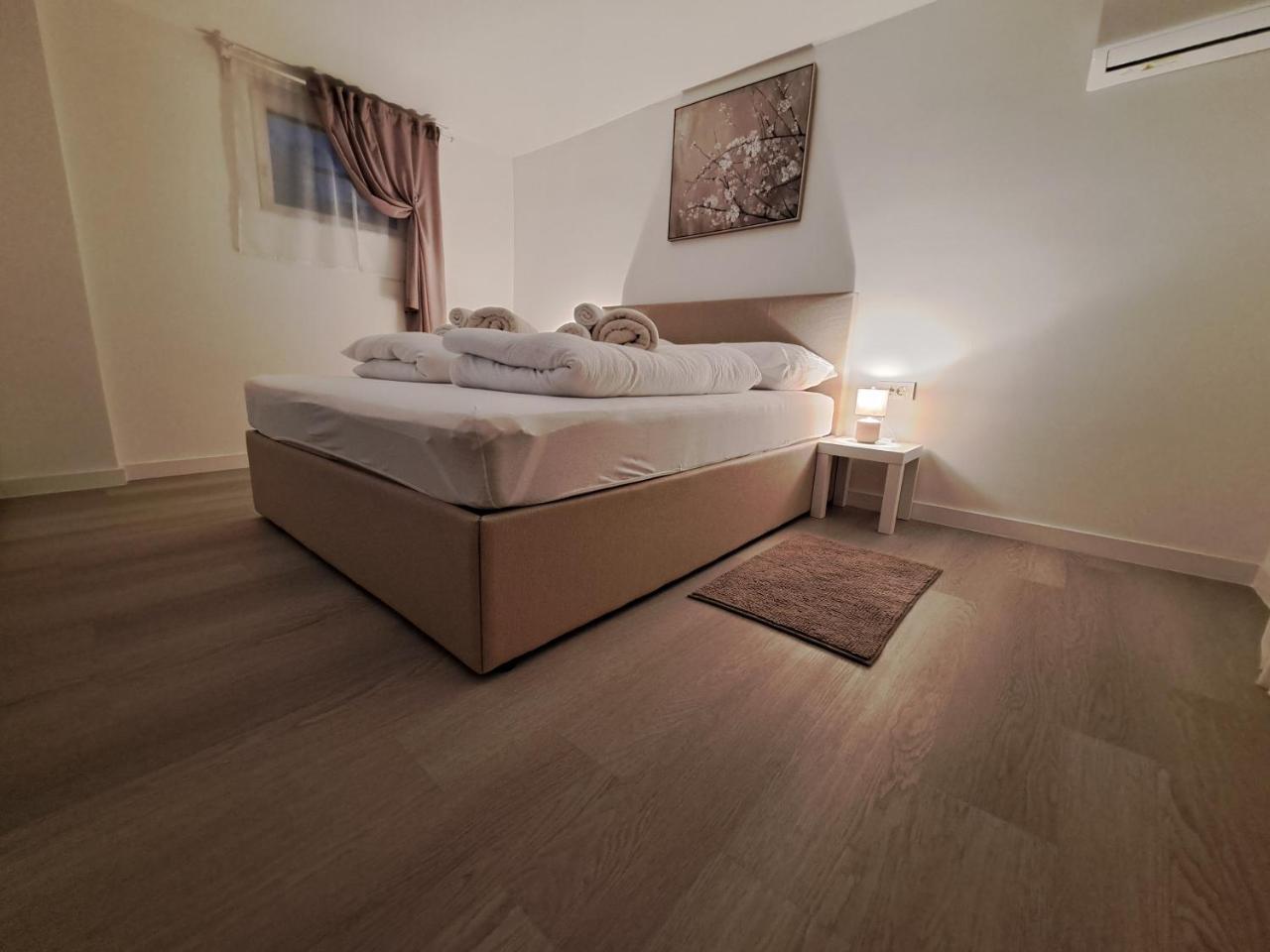 Apartments Orlic Self Check-in With Code, Wi-fi, Netflix, Smart Tv, Garden