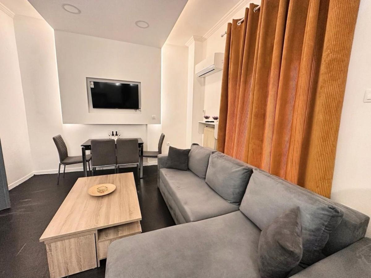 Gazi Square Apartment