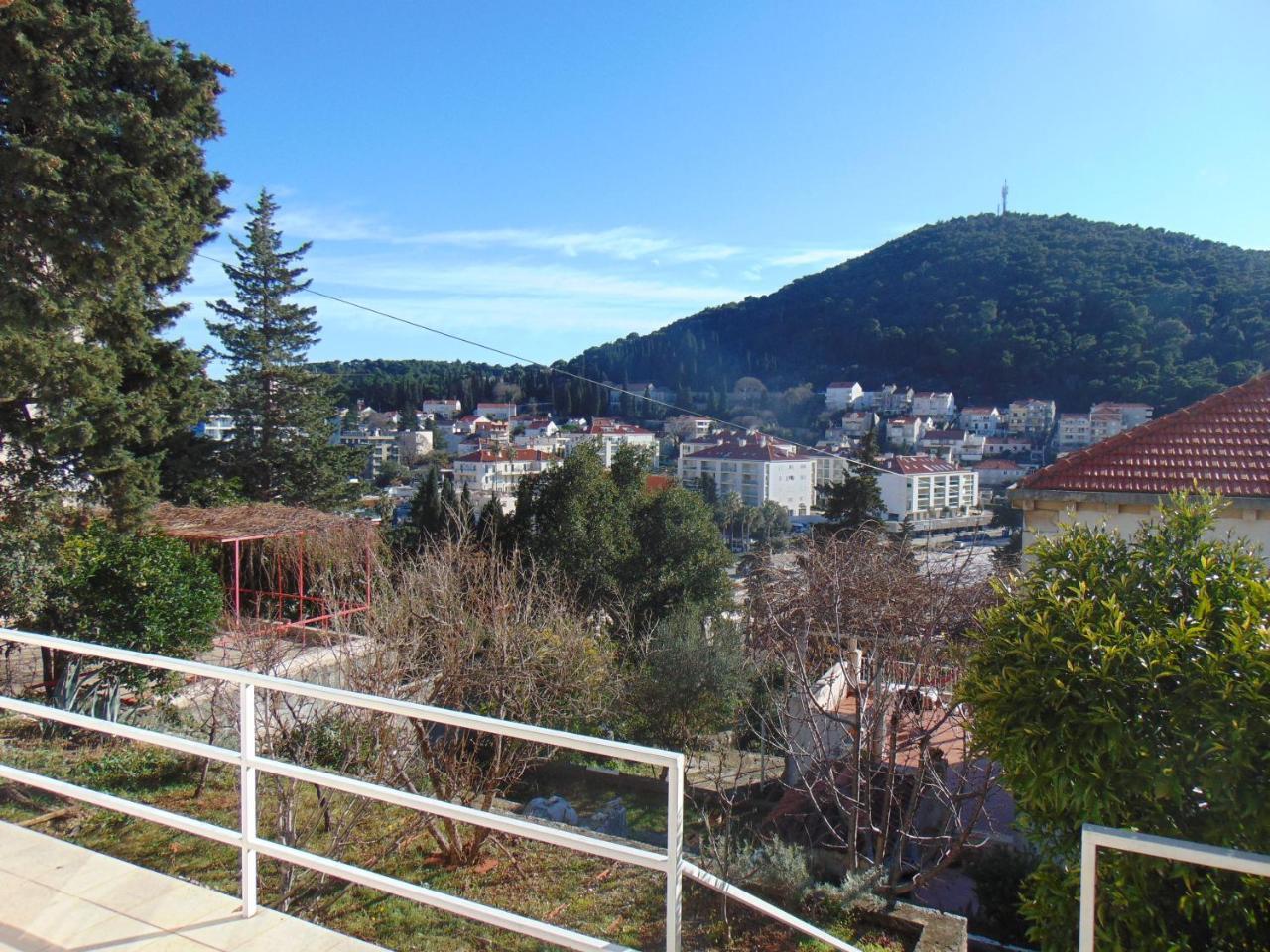 Apartment Elelo