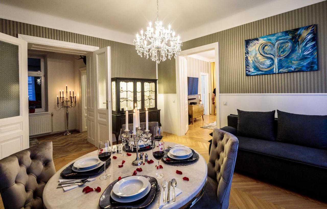Sophies Place Augarten Imperial Lifestyle City Apartments Vienna Parking