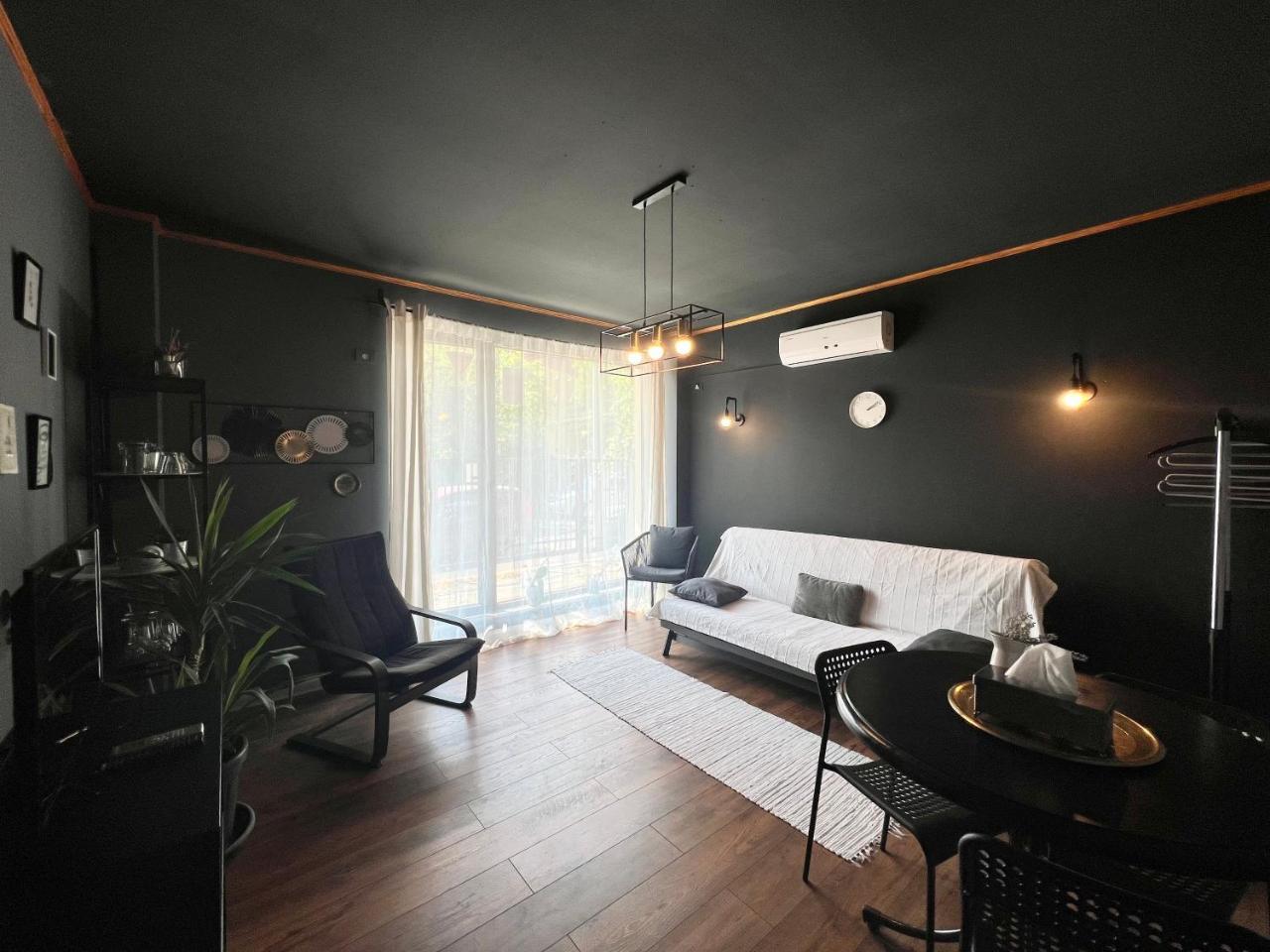 Inc Apartment In Villa