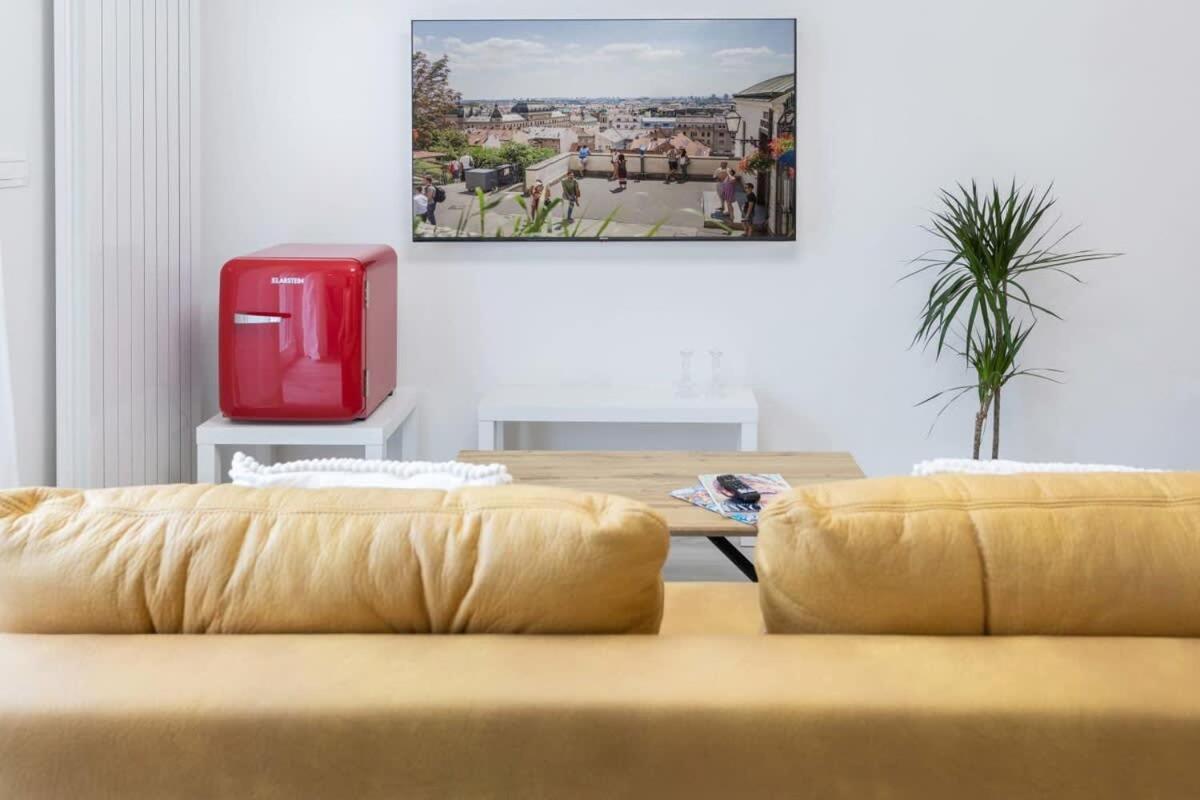 Lux Nest Extra City Apartment Urban Stay