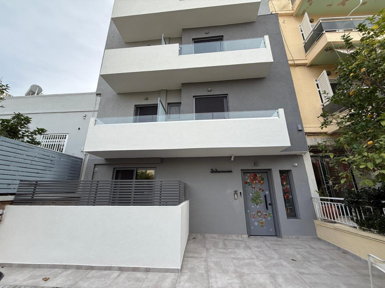 M & H & Their Friends B