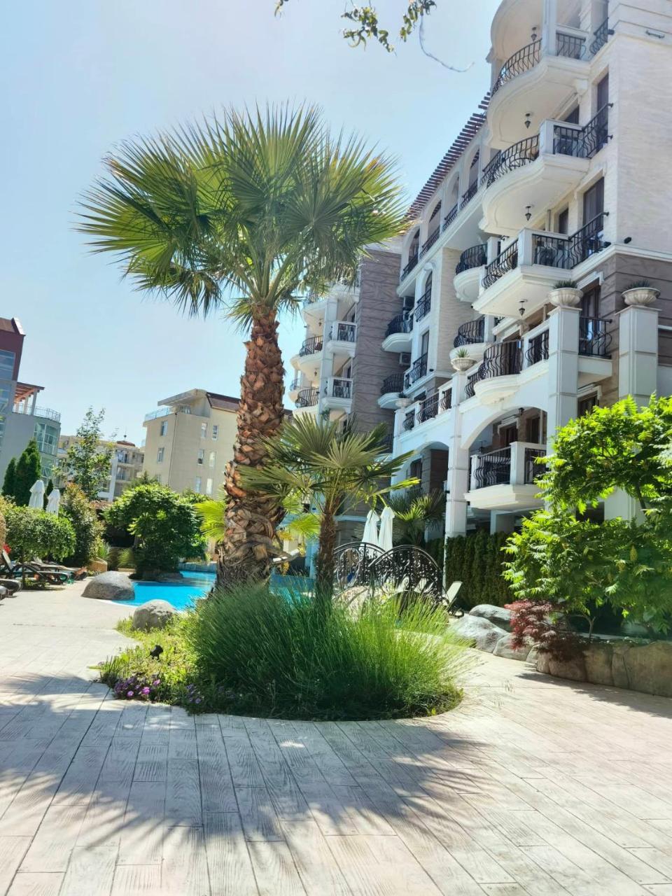 Harmony Suites Apartment