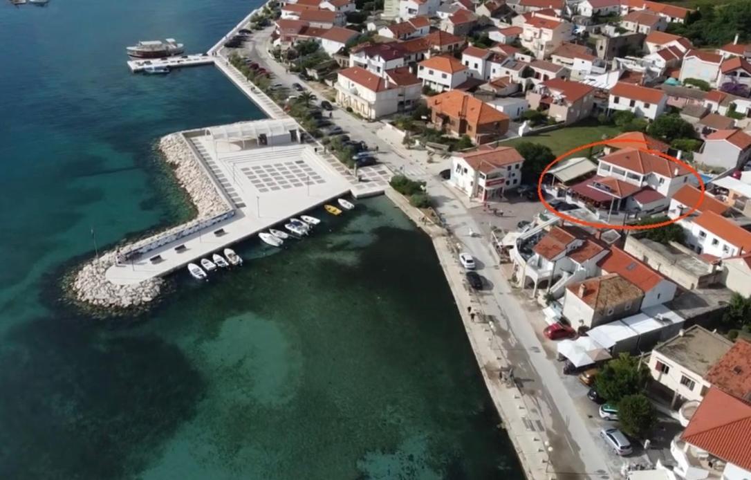 Apartment & Rooms Sidro