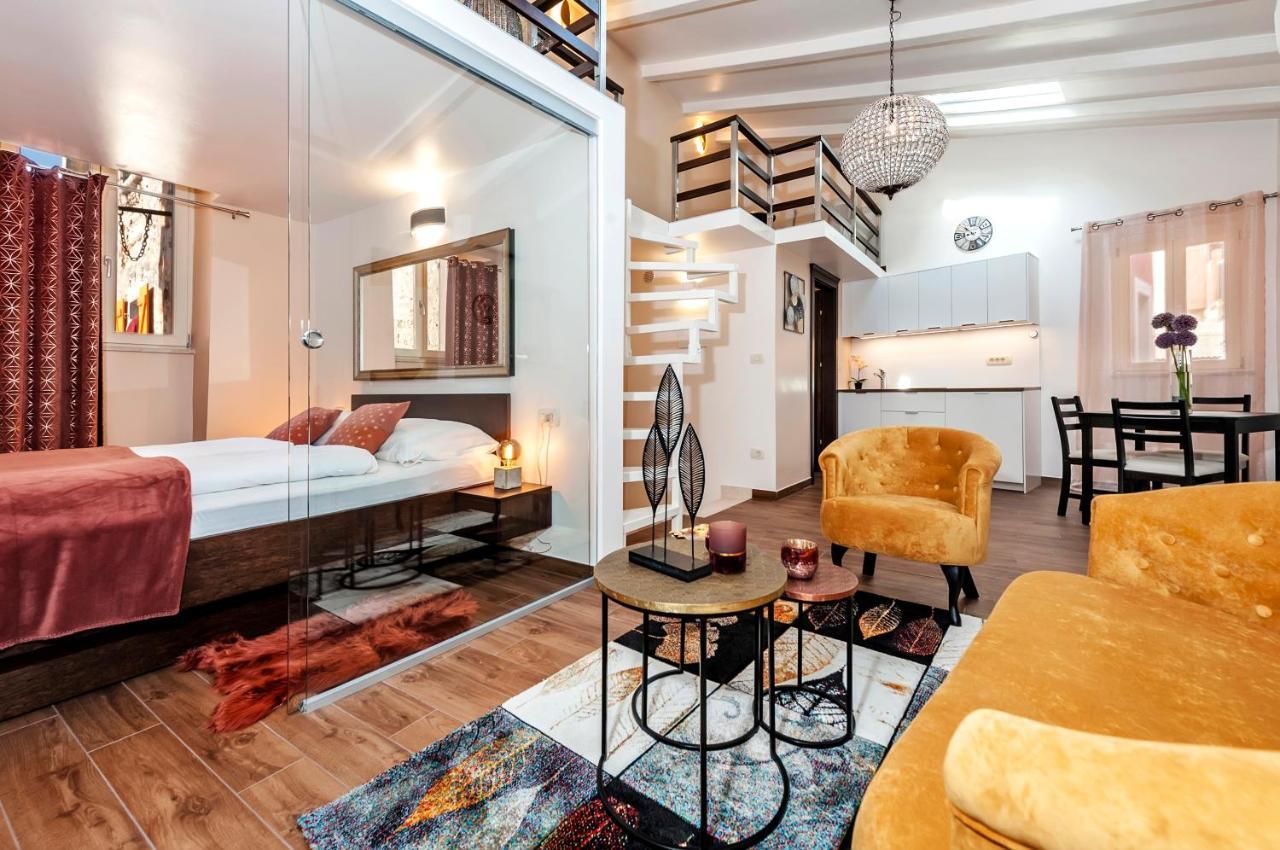 Villa Andreja Deluxe Apartments