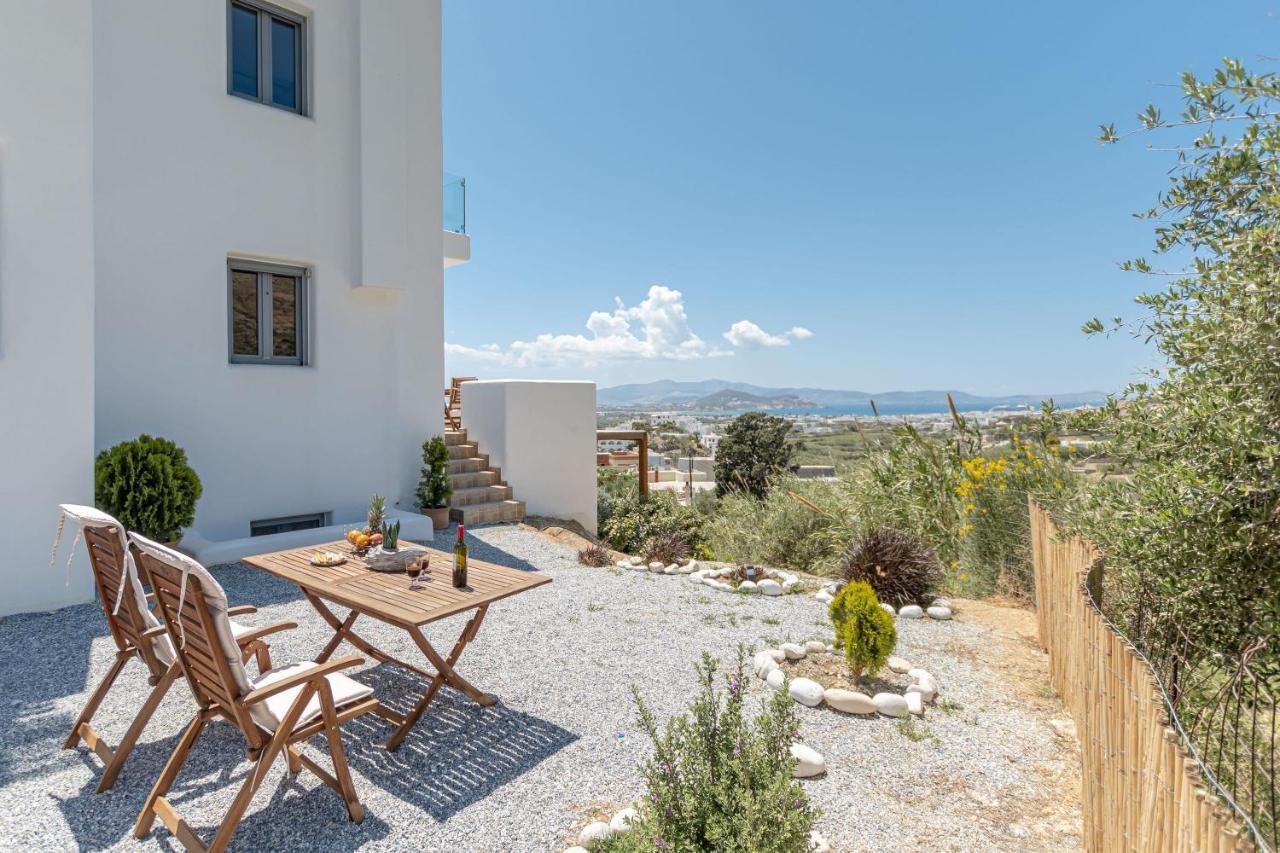 The Diamonds Of Naxos Aggidia