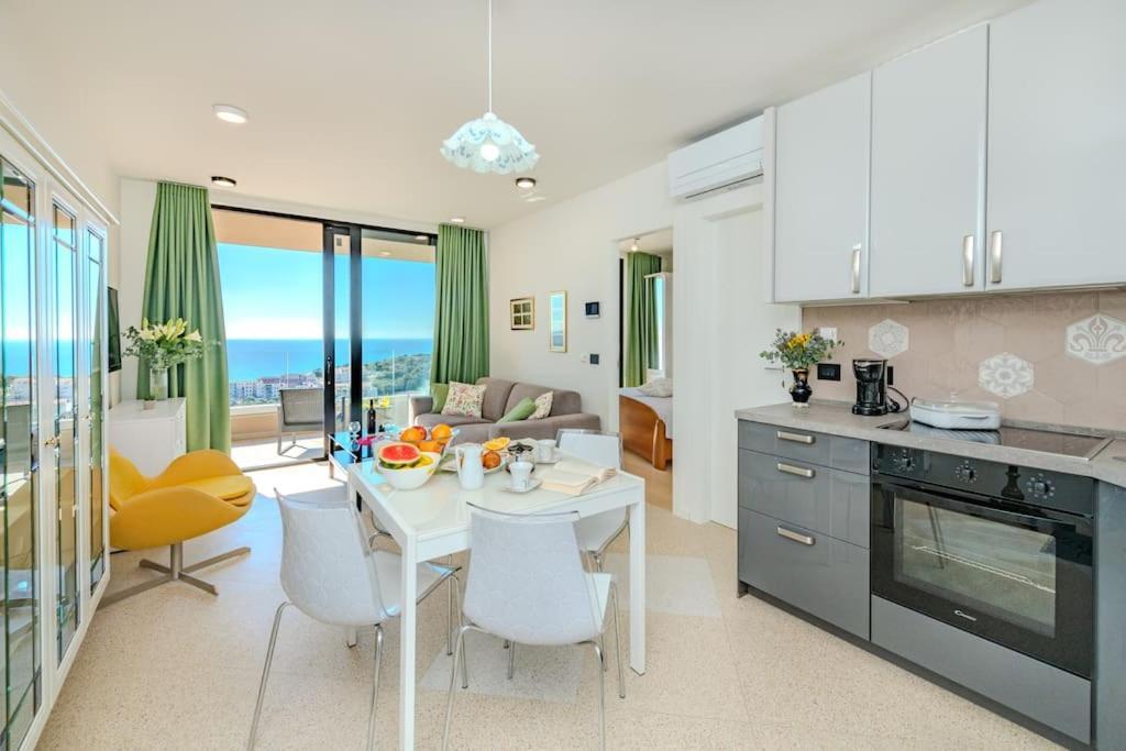 A3 Montovjerna Panoramic Terrace Getaway
