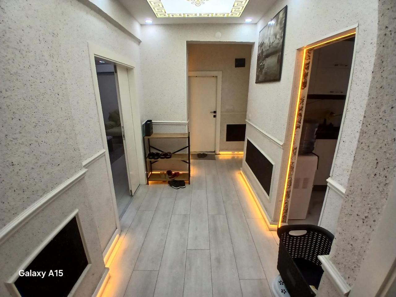 Cozy Apartment Near Old Town