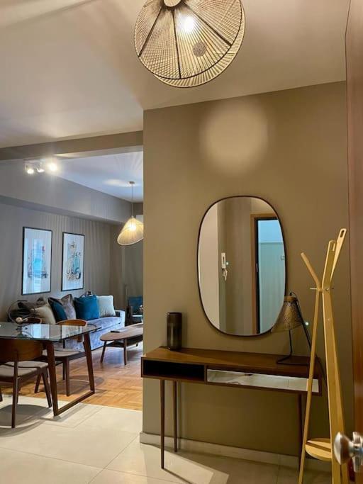 Koukaki 2 Bedroom 2 Bath Flat