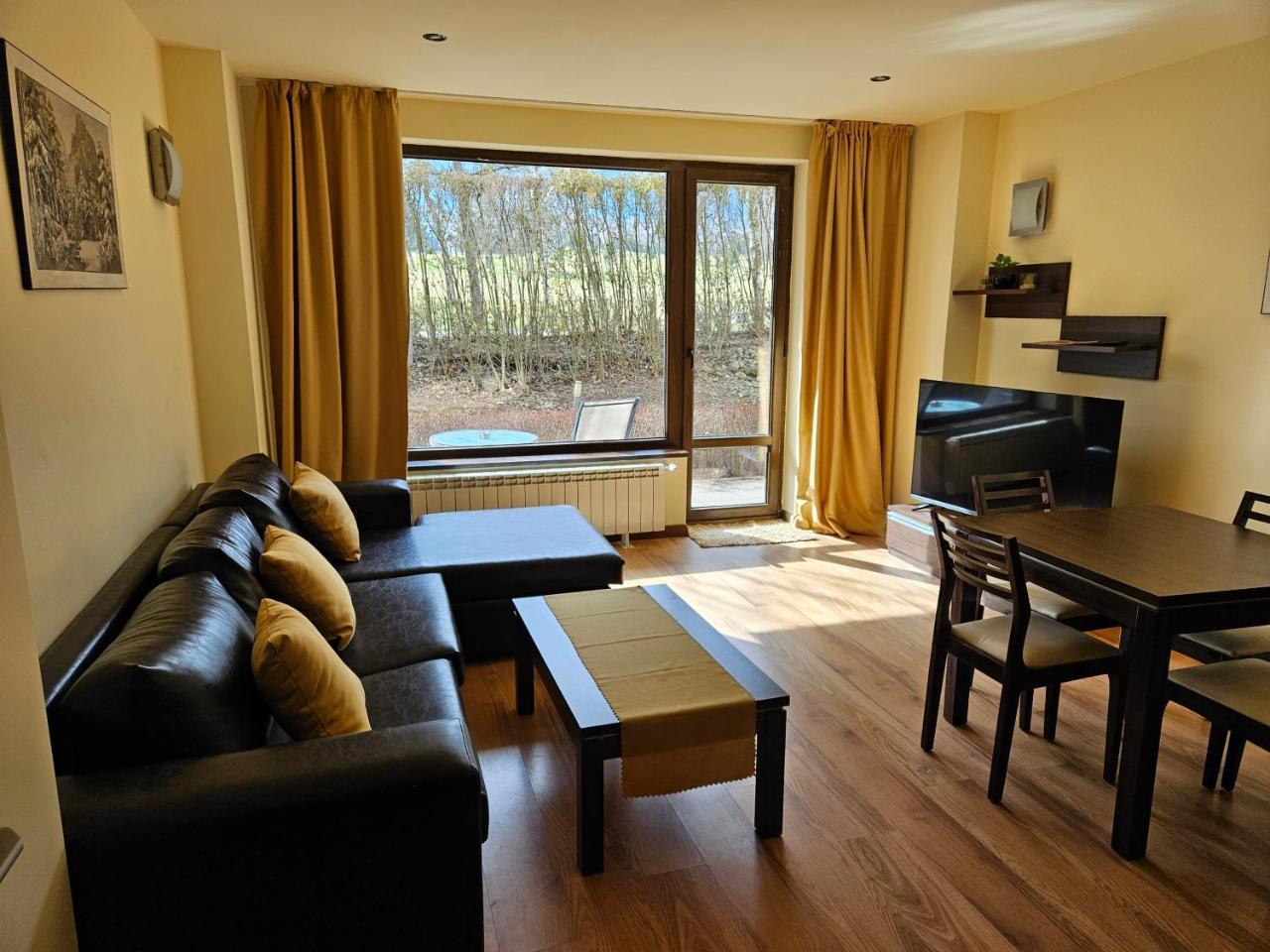 Terra Complex B4 Private Apartment Golf, Skiing & Spa