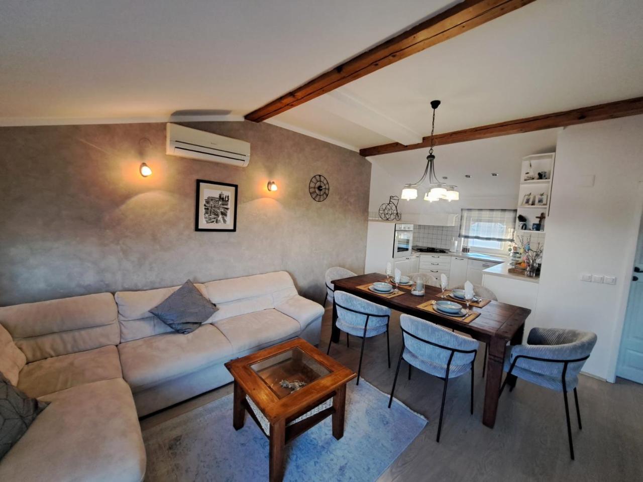 Apartman Lucia