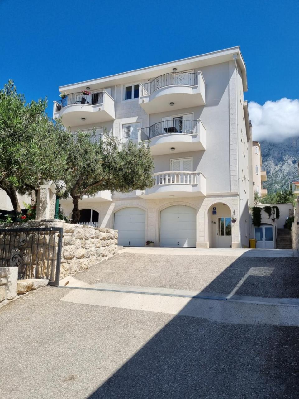 Apartments Tomas