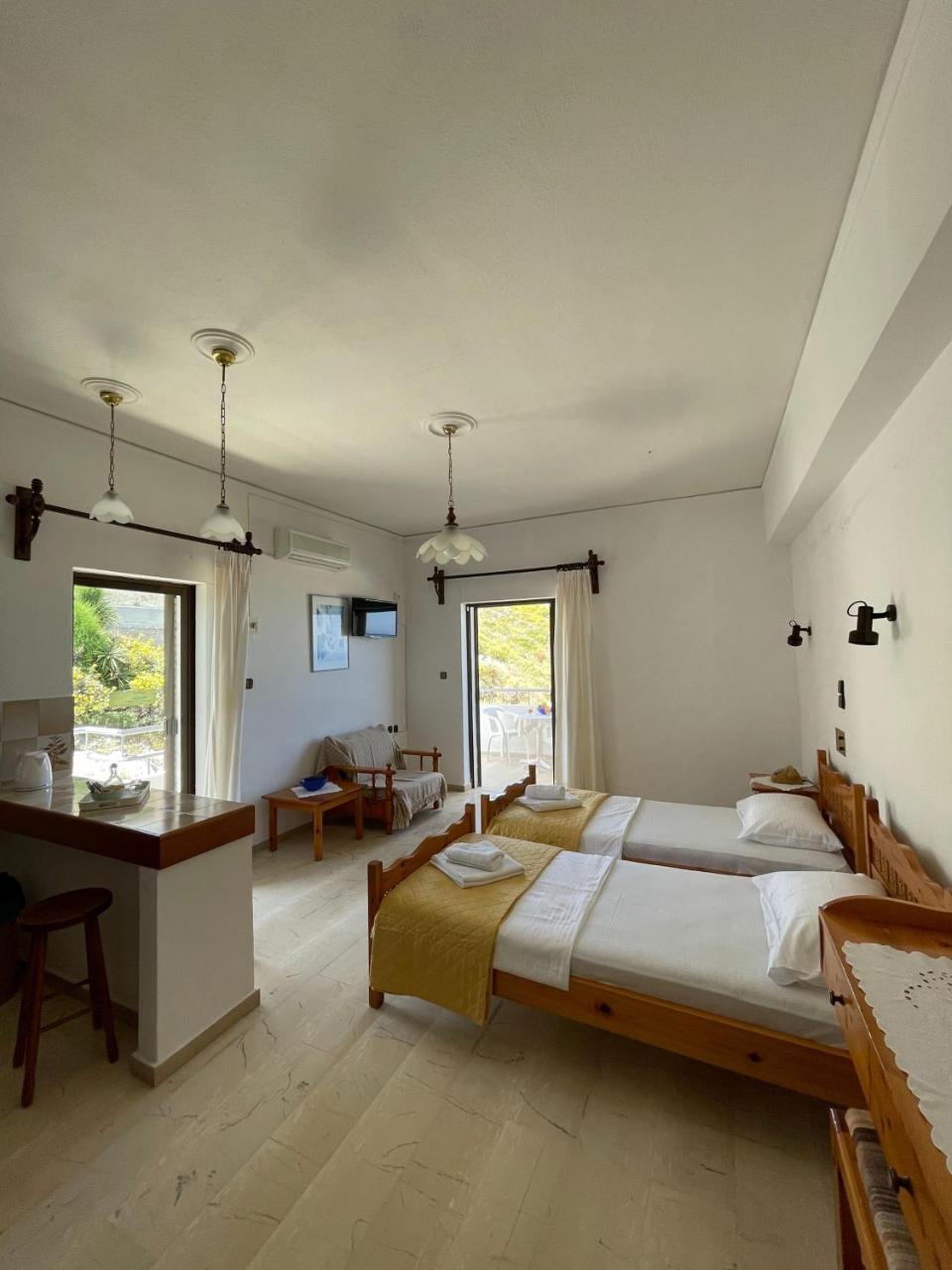 Aeolos Apartments Kolymbari