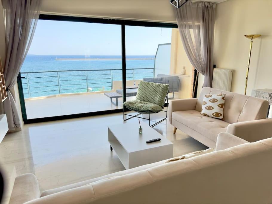 Seafront Luxury Apartment