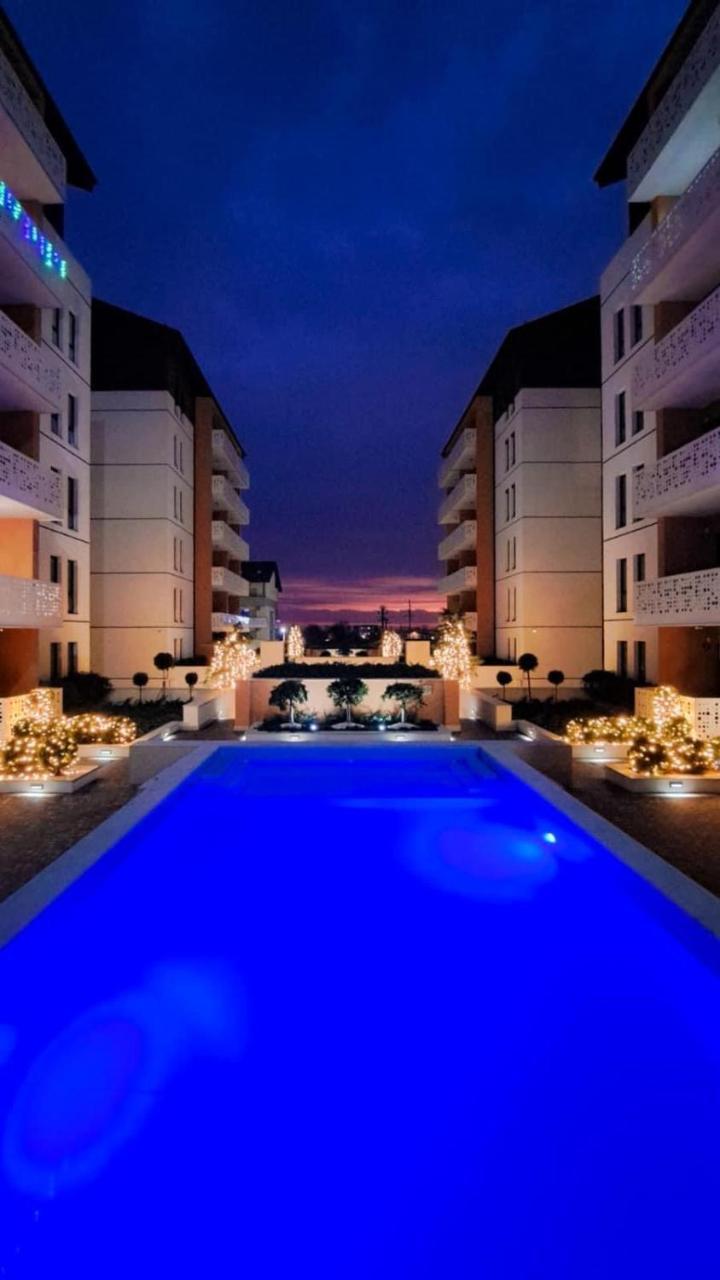 Robert Home Residence