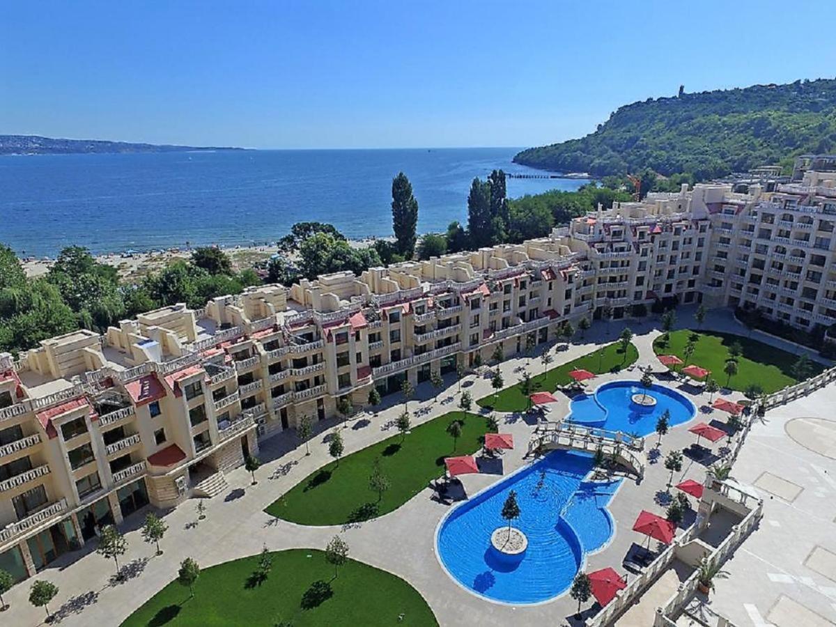 South Bay Apartment Varna